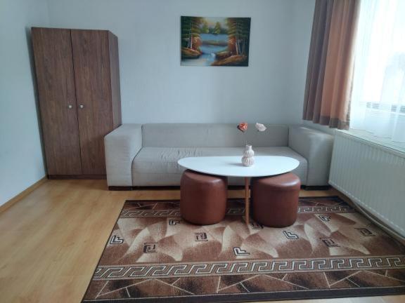 Djolevi Guesthouse โดบรินนิชเต ภายนอก รูปภาพ